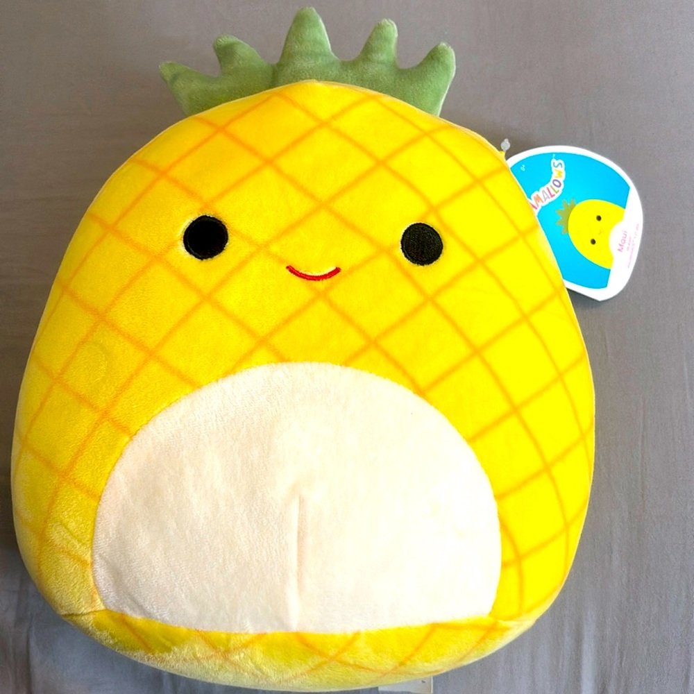 pineapple squishmellow